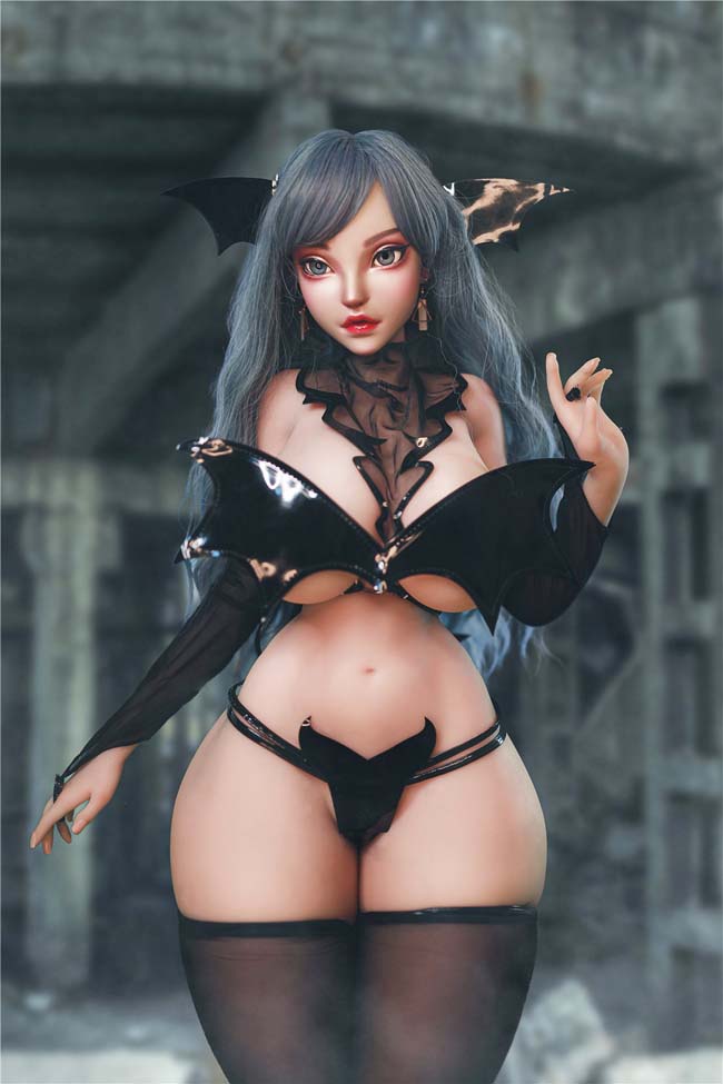 Vampire mini sex doll 125cm Kaya (10)