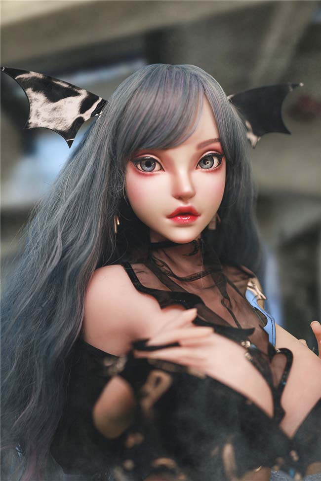 Vampire mini sex doll 125cm Kaya (11)